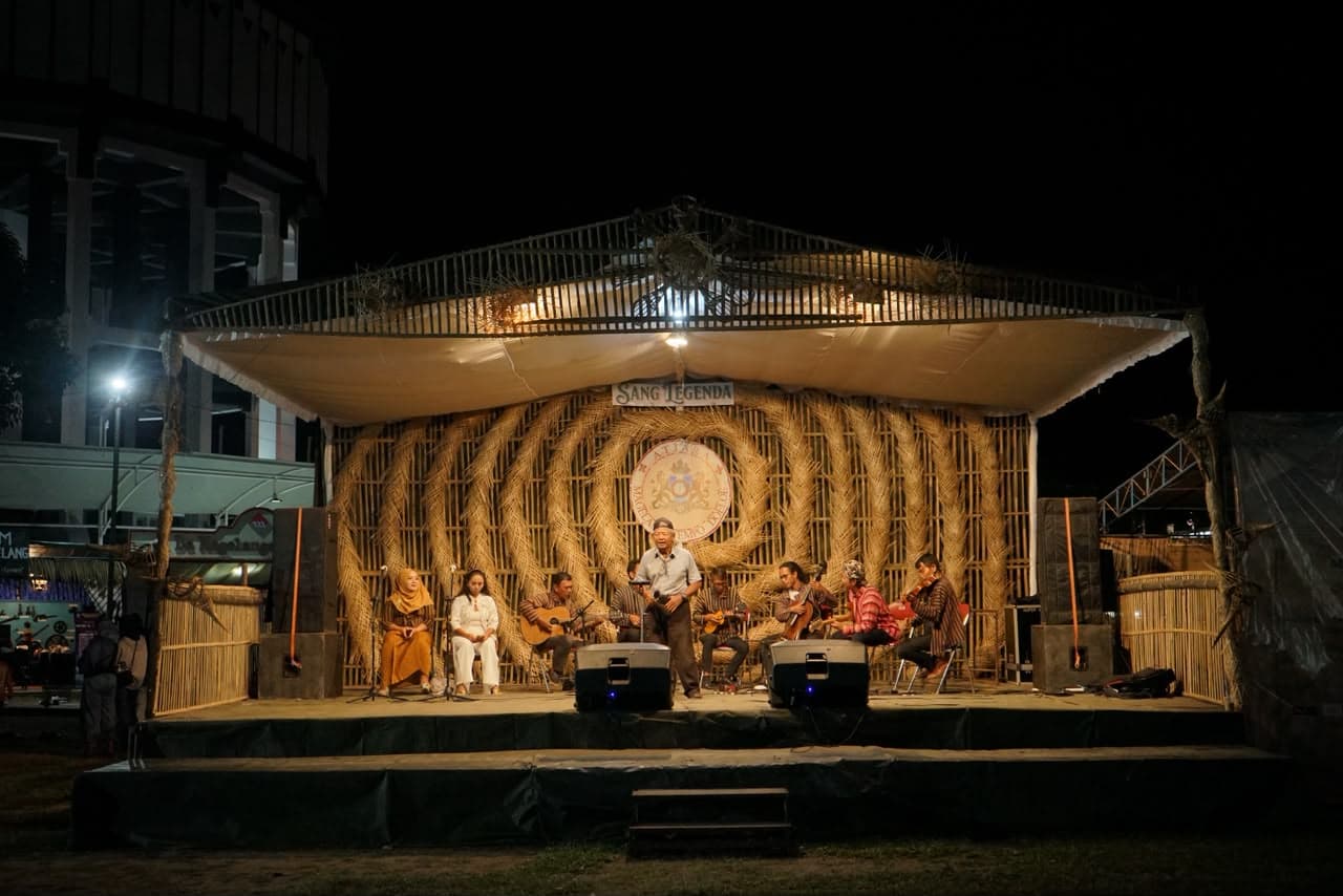 Keroncong di Tengah Kota: Magelang Tempo Doeloe Hidupkan Musik Masa Lampau